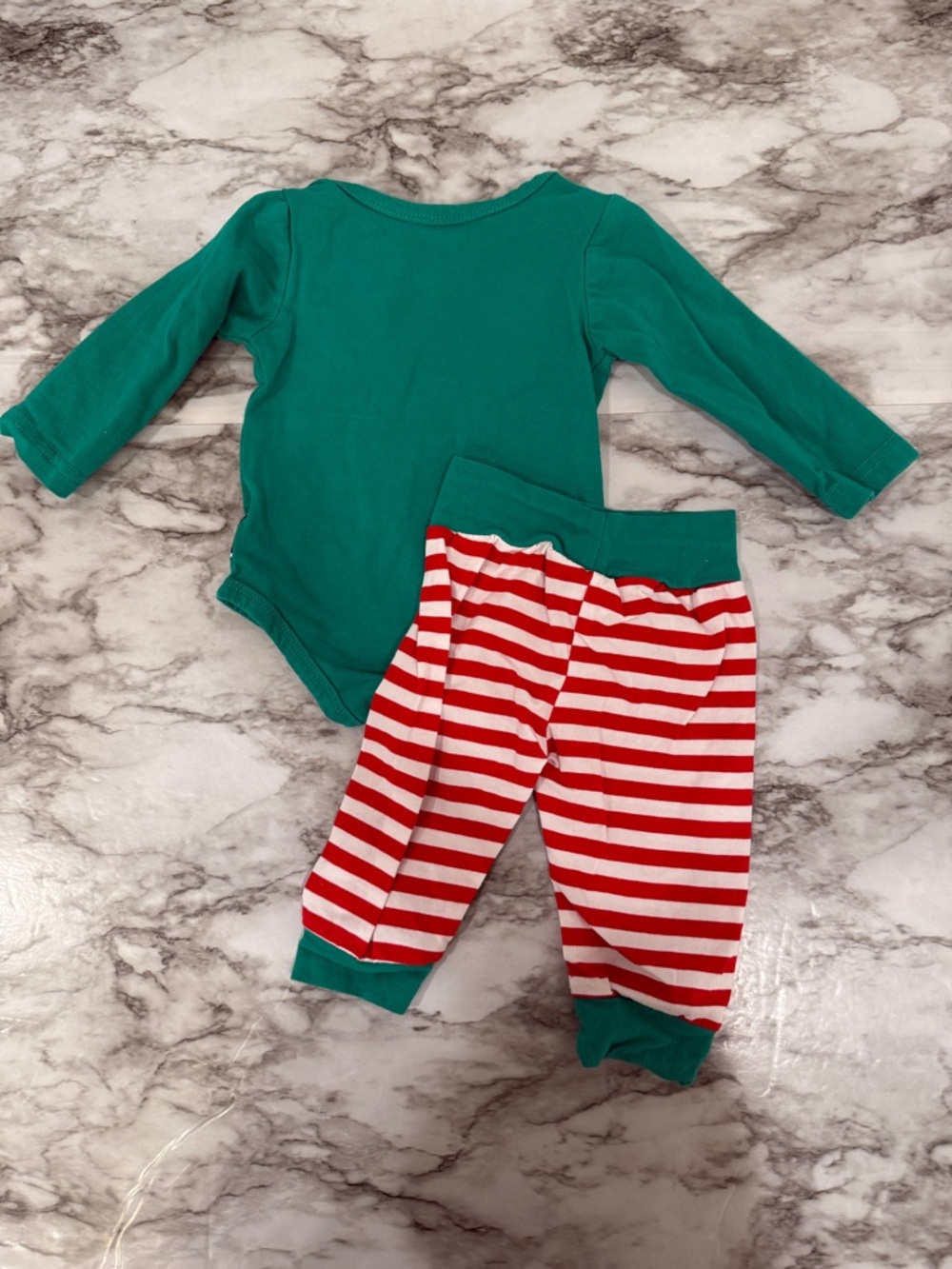 Elf Matching Set - Picture 2 of 3